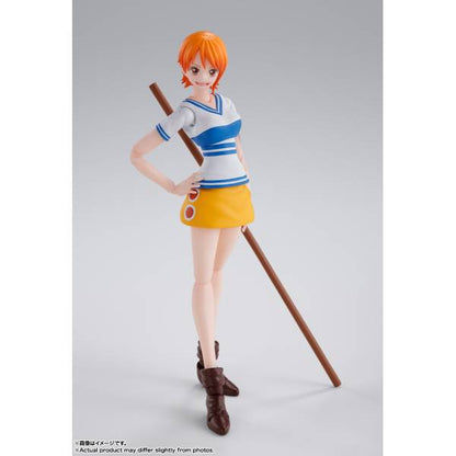 Nami (One Piece) - SH Figuarts