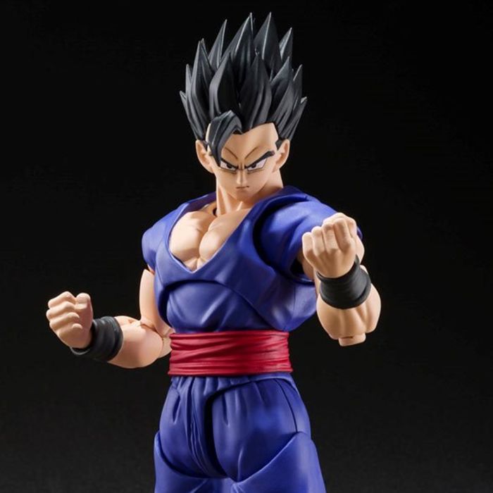 Ultimate Son Gohan Super Hero (Reissue) - SH Figuarts