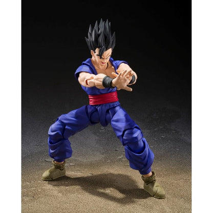 Ultimate Son Gohan Super Hero (Reissue) - SH Figuarts